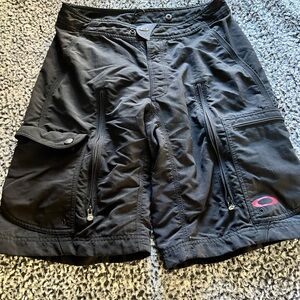 Oakley Men’s Padded Bike Shorts - Size M